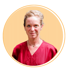 Julie Lemenage est ASV à la clinique des Dunes à Soulac-sur-Mer